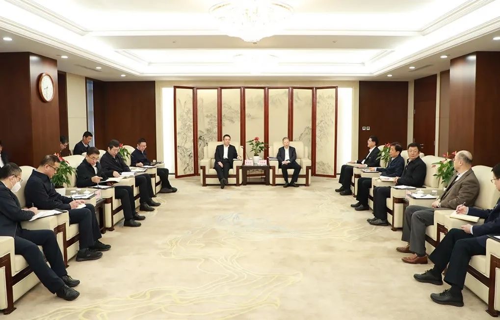 5ABE94CF3DB1B5E1EE4FCAC8FC1_E78FBF71_17AEB.jpg?e=